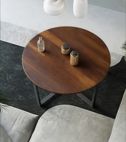 طاولة قهوة دائرية من المعدن والخشب من مجموعة Inhabit